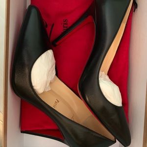 Christian Louboutin black heels (pigalle 100)